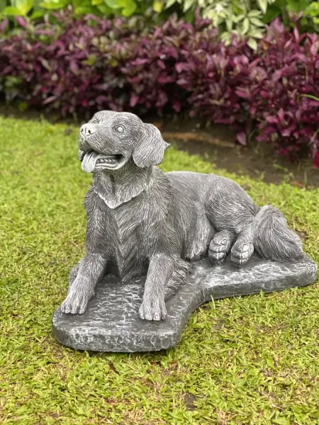 Artikelbild 1 des Artikels “Cooper - Golden Retriever, liegend,  65cm L | Steinguss “